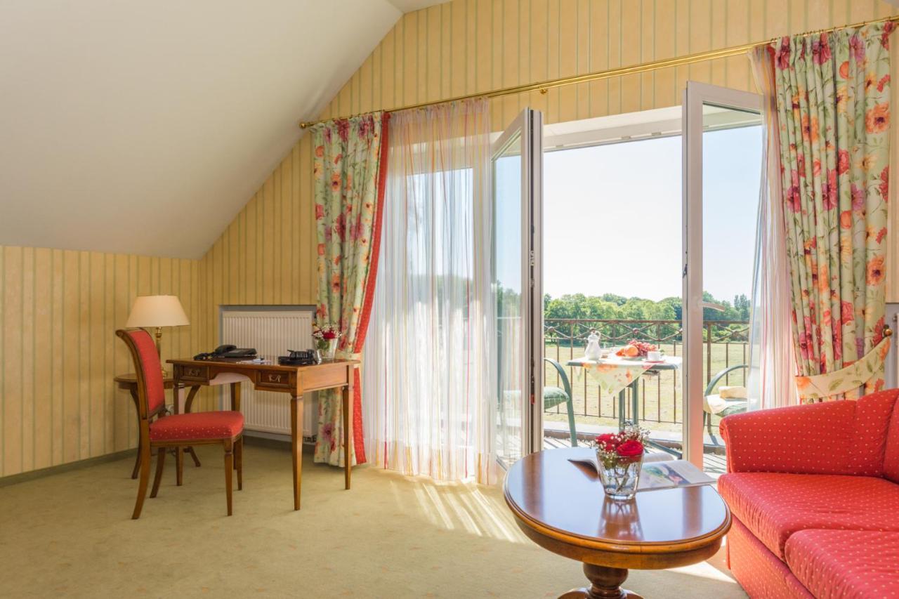 Lohmann'S Romantik Hotel Gravenberg Langenfeld  Eksteriør bilde