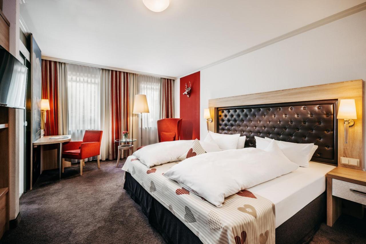 Lohmann'S Romantik Hotel Gravenberg Langenfeld  Eksteriør bilde