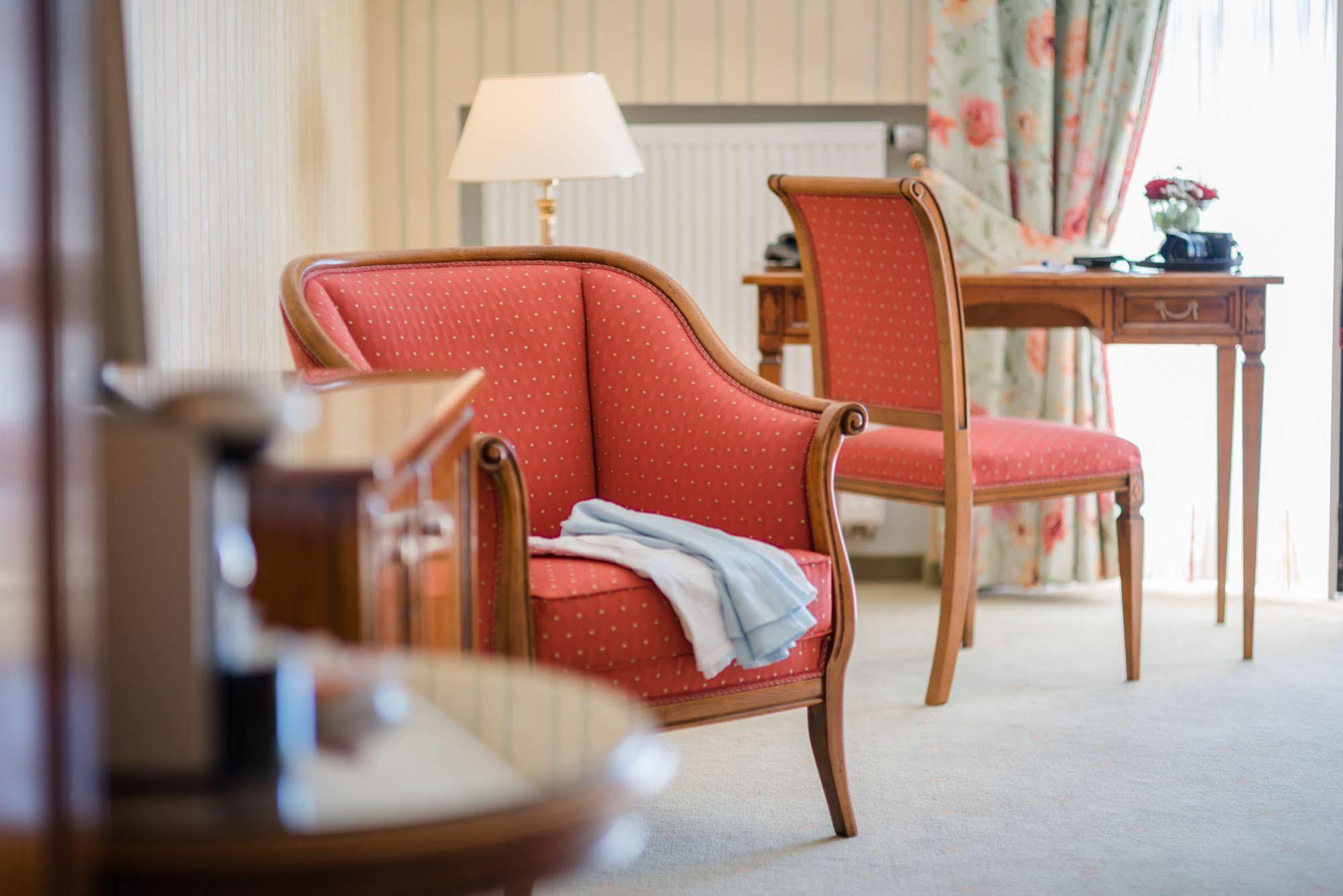 Lohmann'S Romantik Hotel Gravenberg Langenfeld  Eksteriør bilde